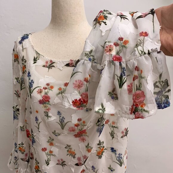 For Cynthia Bell Sleeve Floral Top size large - Picture 3 of 10